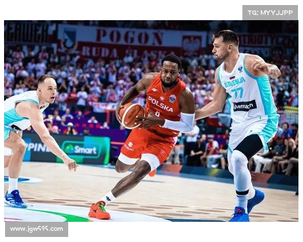 波兰乔丹场均28.3分力压约基奇带队三连胜提前晋级16强